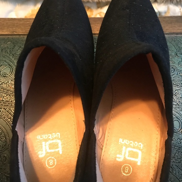 BF Betani size 8 ankle boot. - Picture 2 of 3